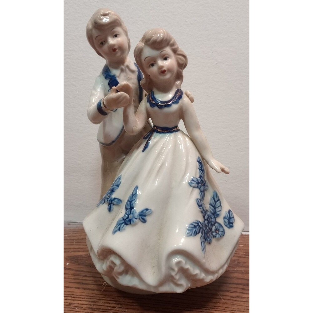 Vintage Porcelain Boy & Girl Waltzing Figurine – Musical Toy – WORKS!